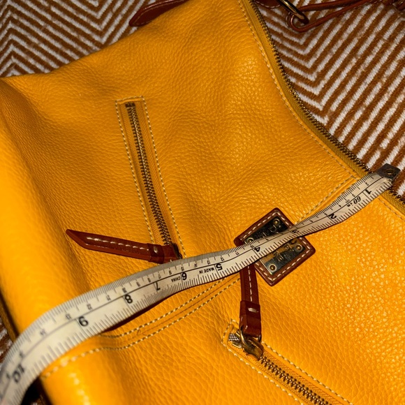 Dooney & Bourke Yellow Shoulder Bag - Picture 10 of 12